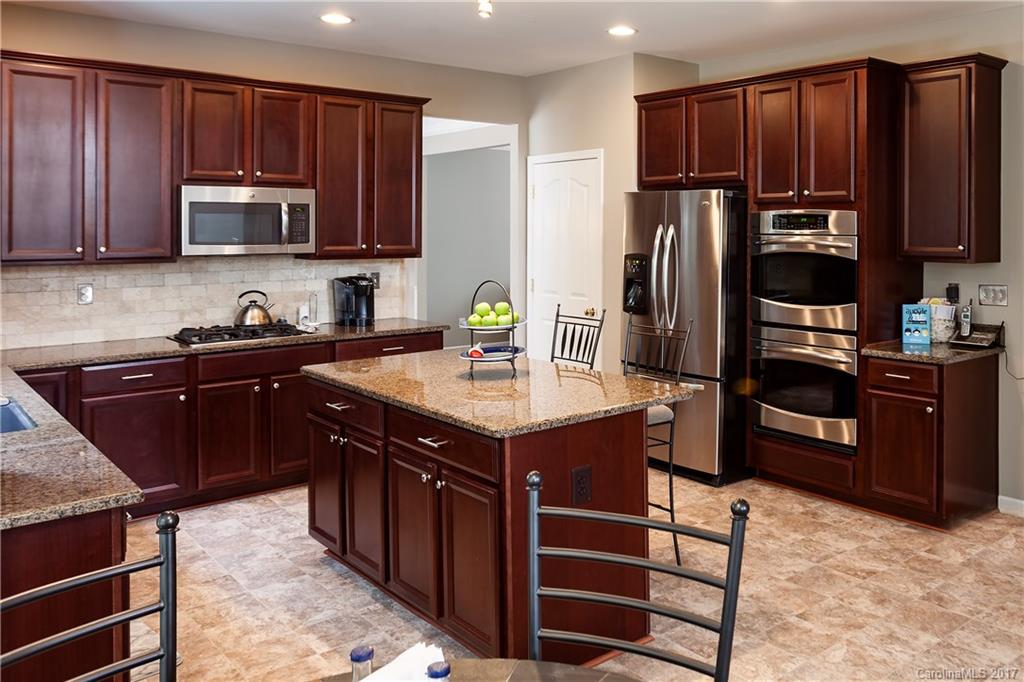 Bridge Pointe - Residential