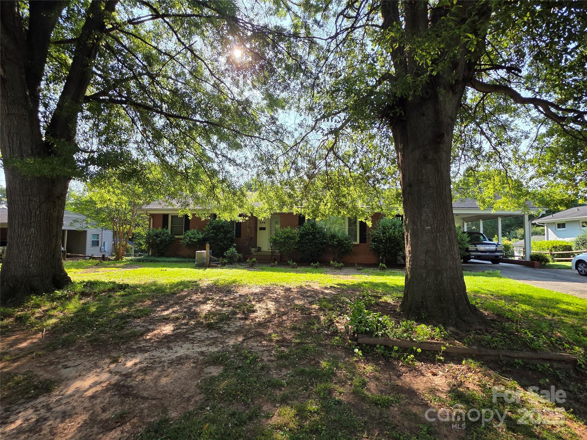 606 Dartmouth Drive