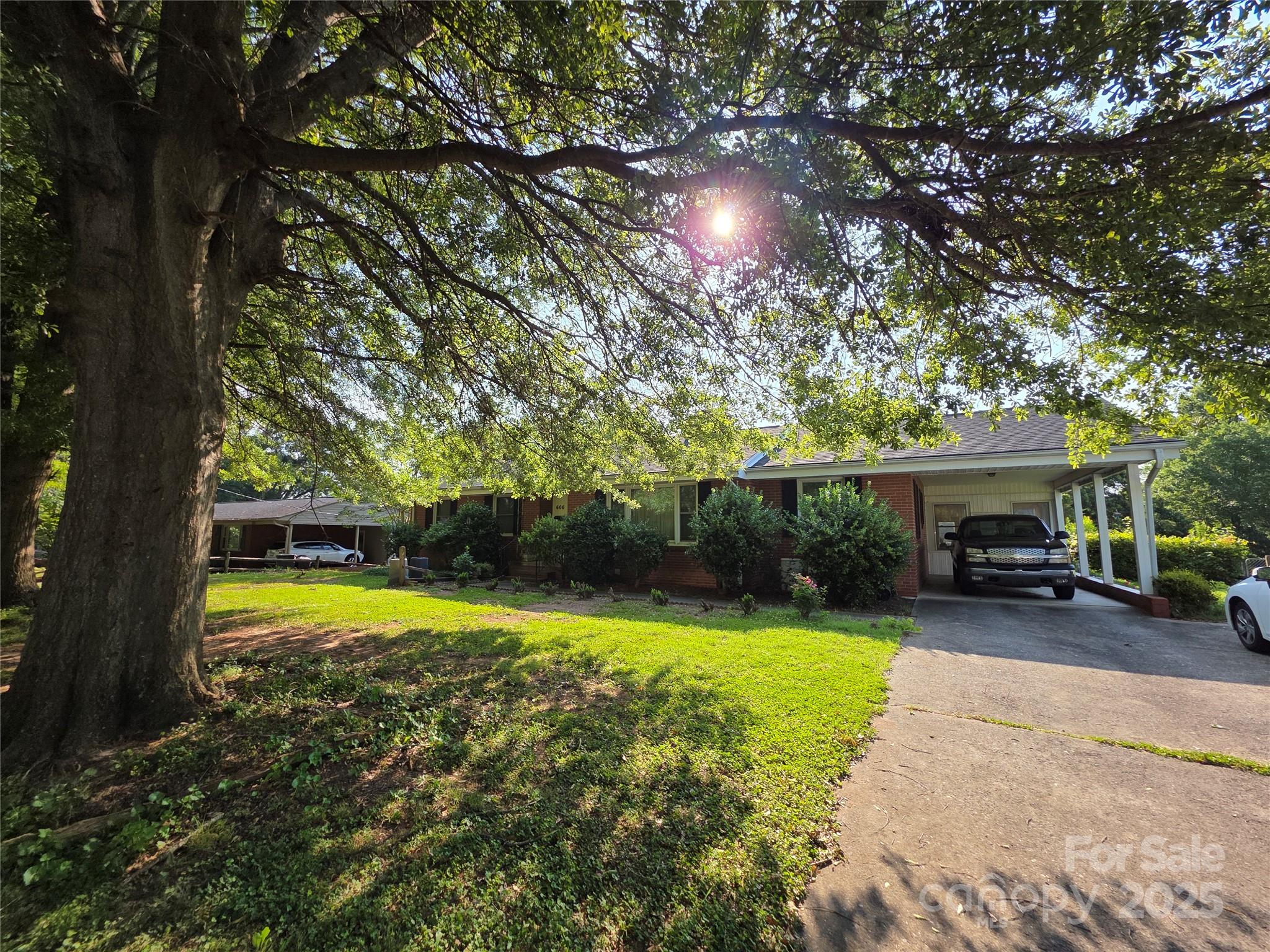 606 Dartmouth Drive