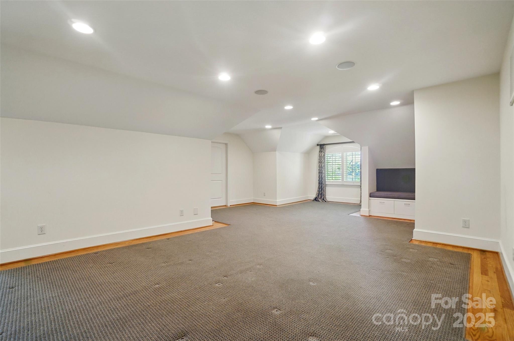 Overlook - Residential