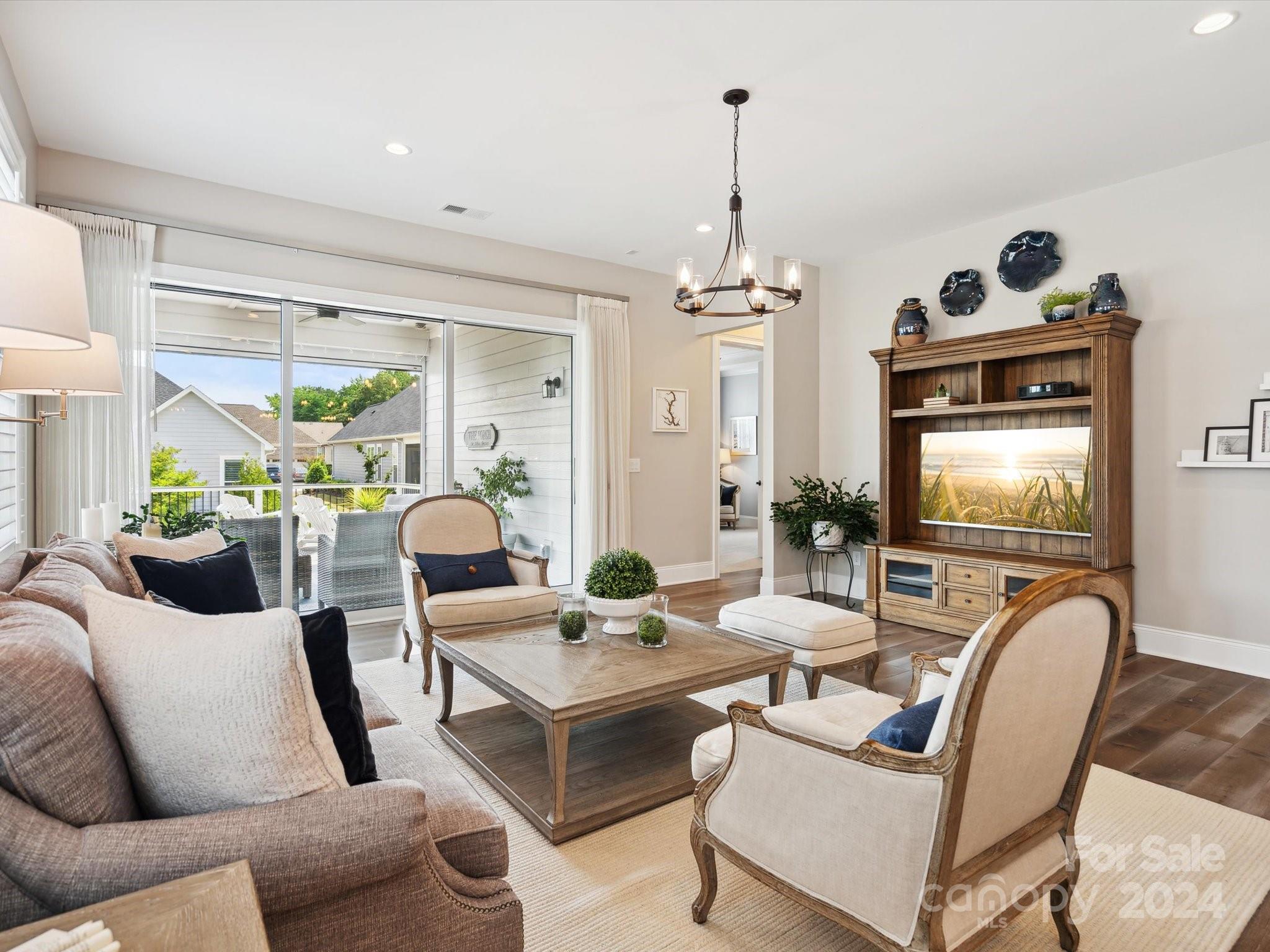 Regency at Palisades - Residential