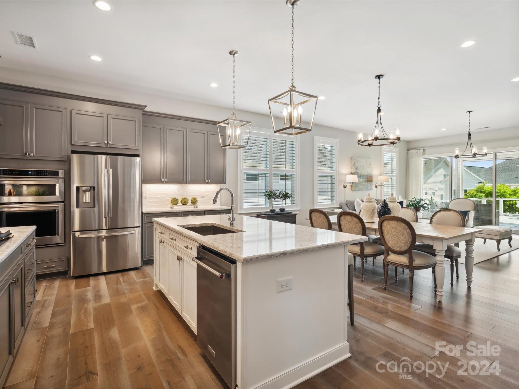 Regency at Palisades - Residential