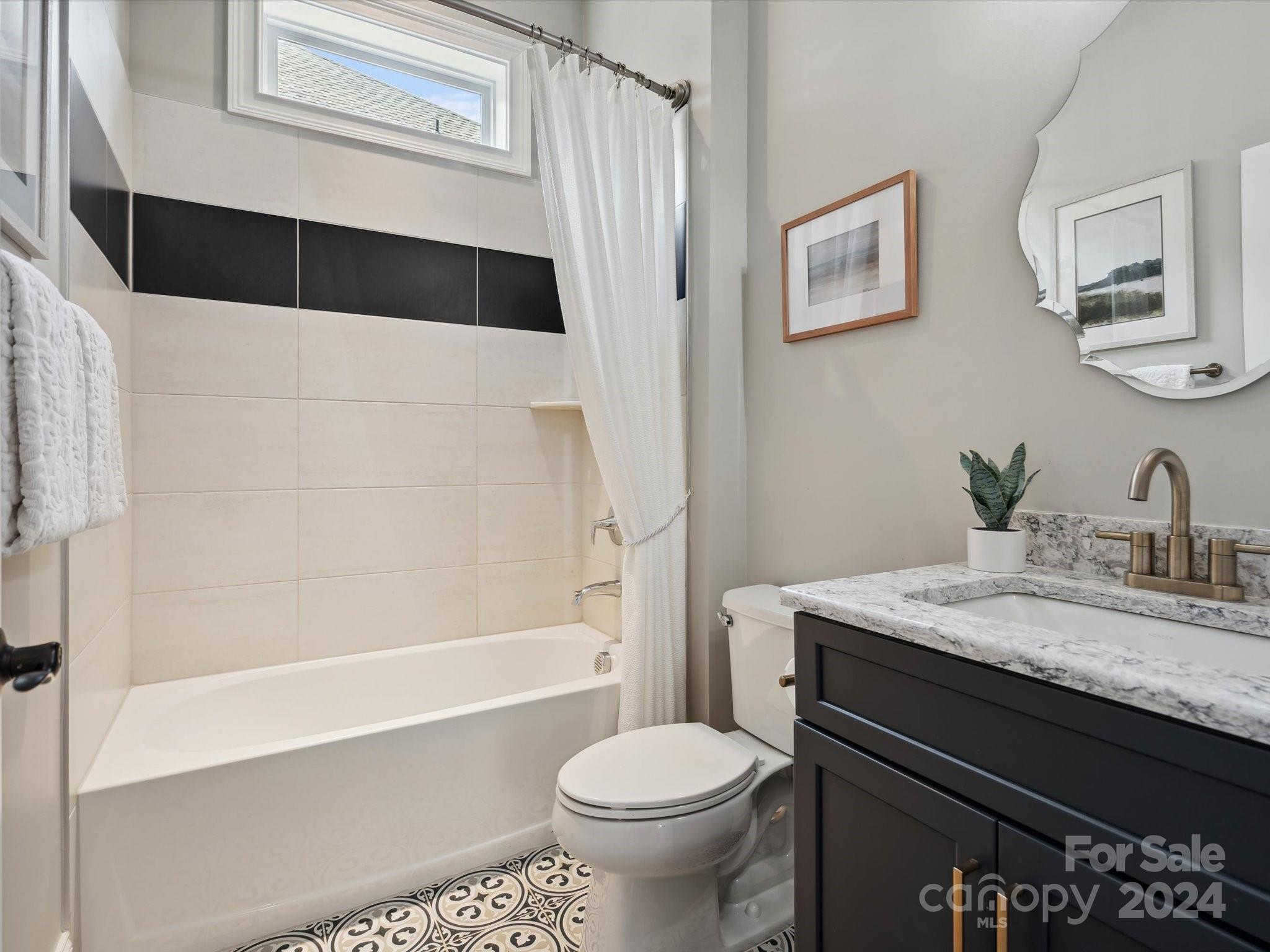 Regency at Palisades - Residential