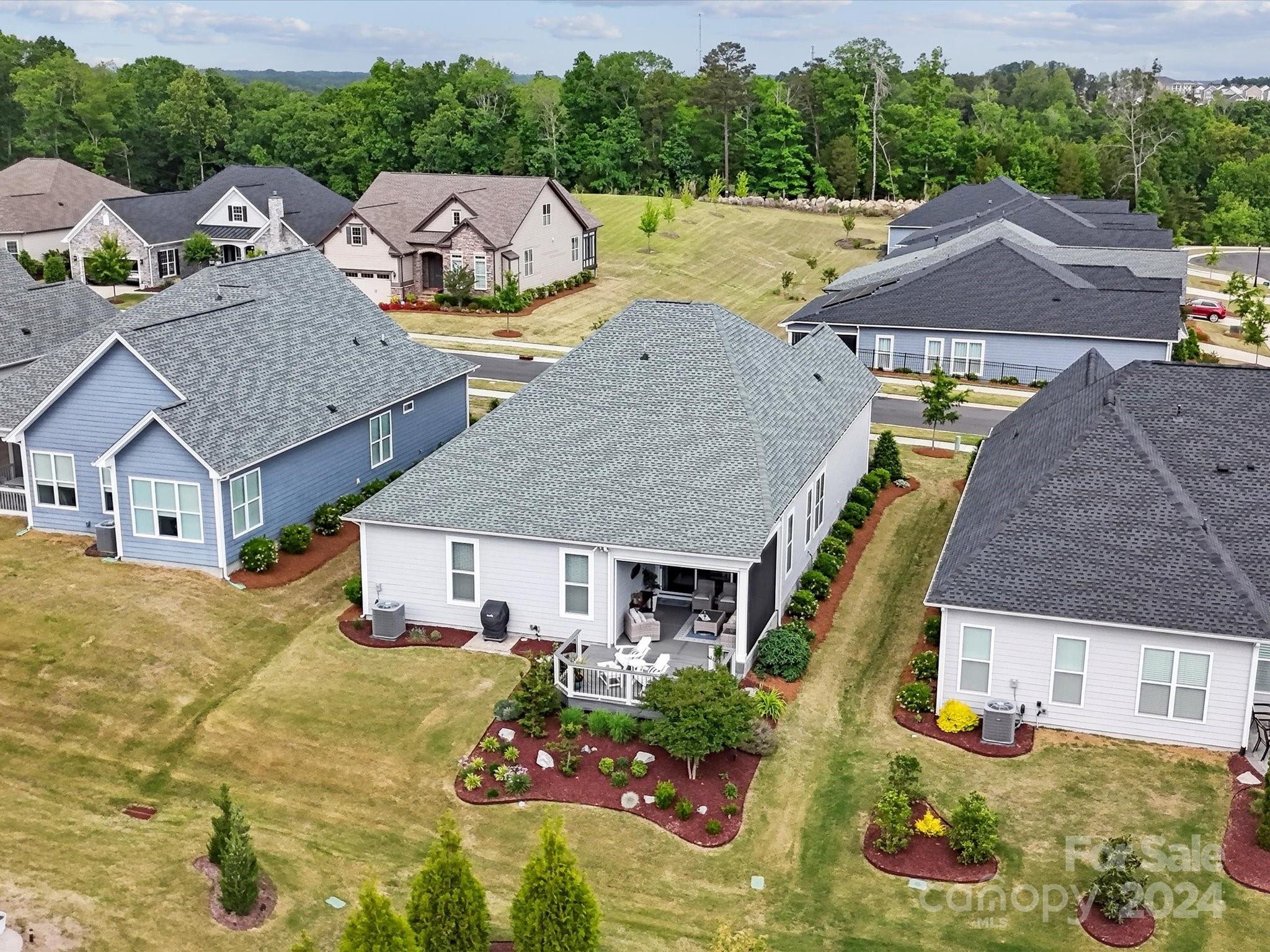 Regency at Palisades - Residential