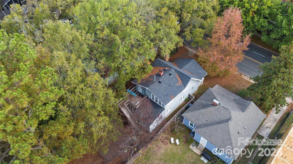 Elizabeth - Residential Lease