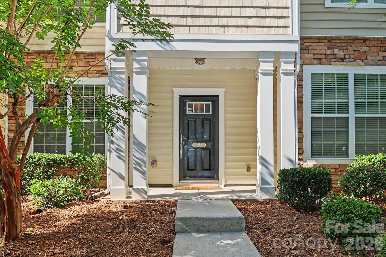 3212 Kemptown Square