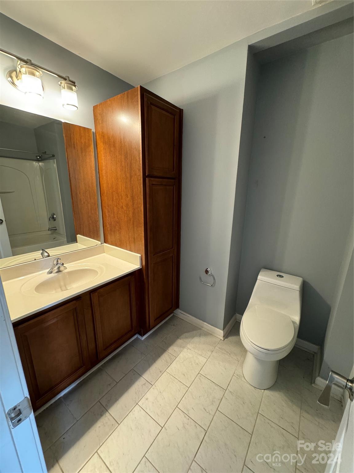 Cascades at River Crossing - Residential