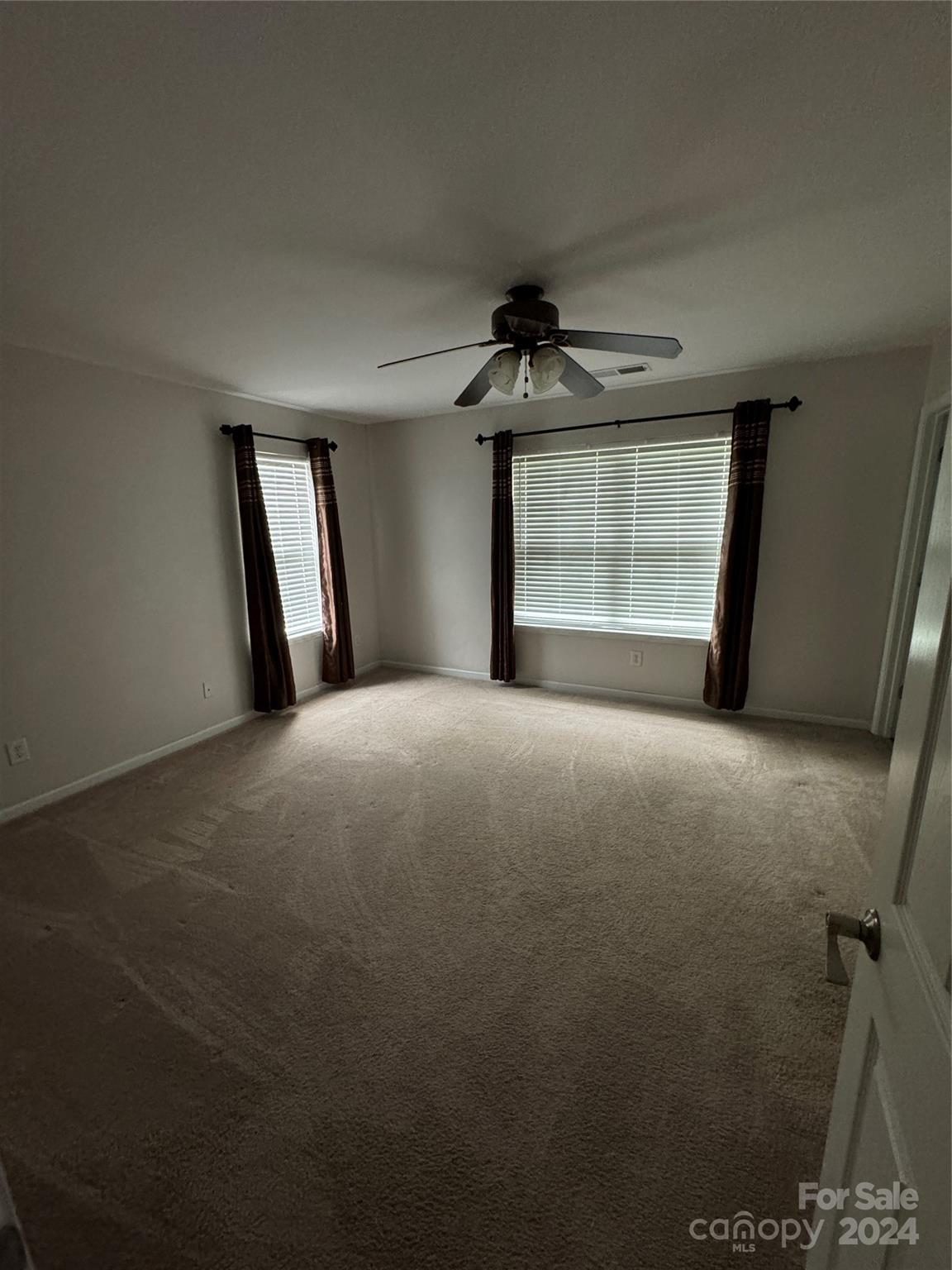 Cascades at River Crossing - Residential