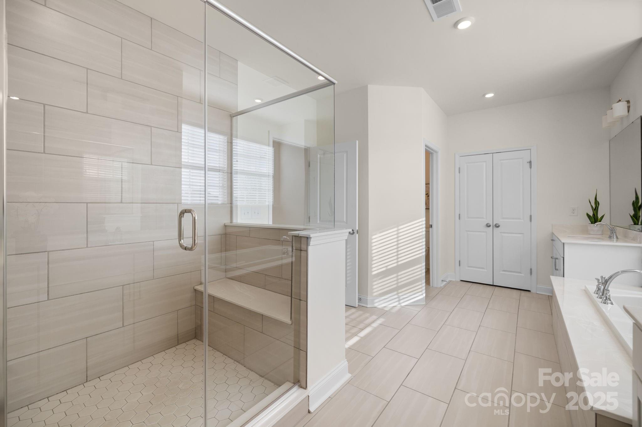 The Vineyards on Lake Wylie - Residential