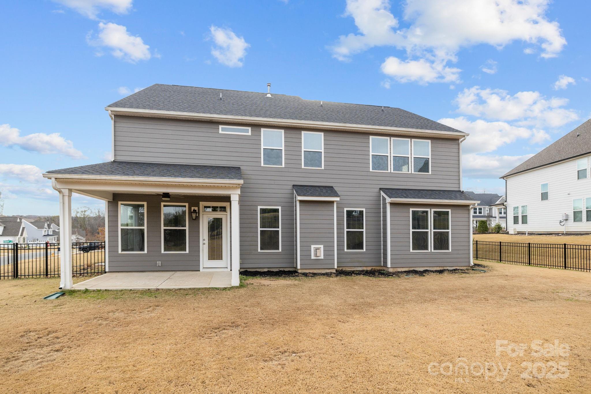 The Vineyards on Lake Wylie - Residential