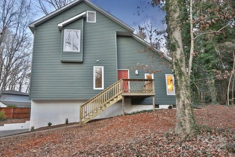 Photo of 8037 Mill Chase Road, Lewisville, NC 27023 (MLS # 4327727)