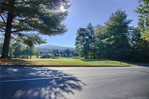 A home in Hendersonville