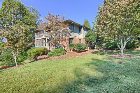 A home in Hendersonville