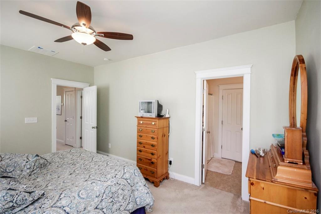 Old Stone Crossing - Residential