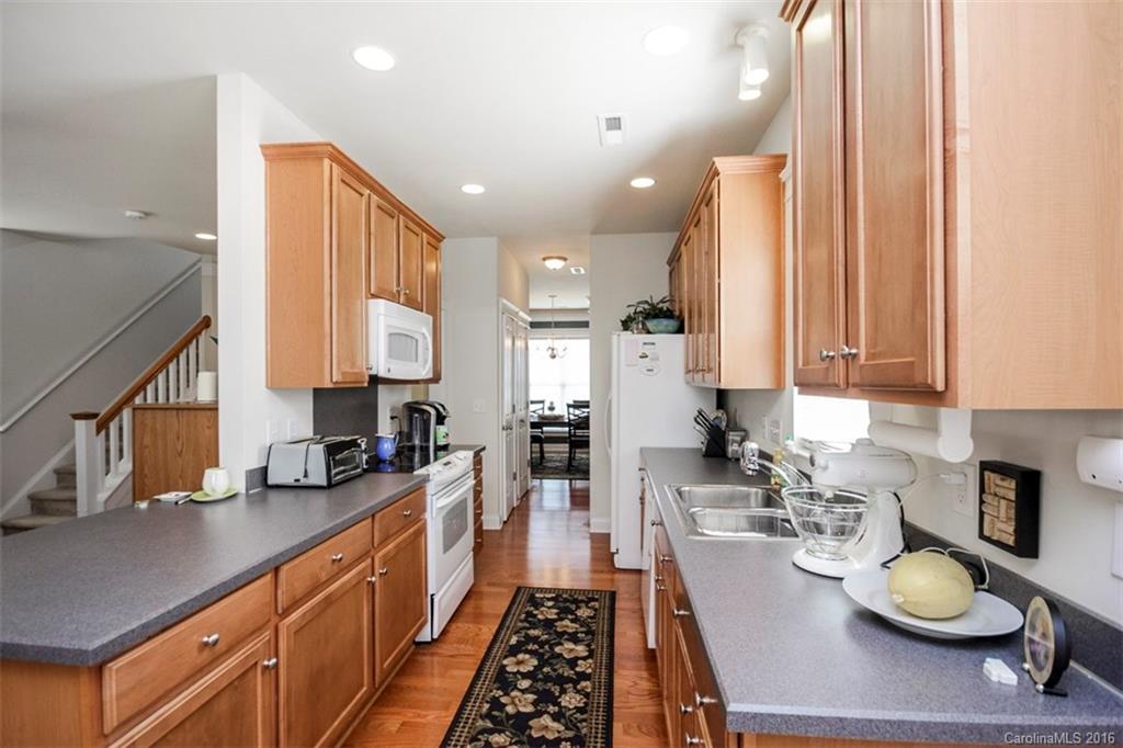 Old Stone Crossing - Residential