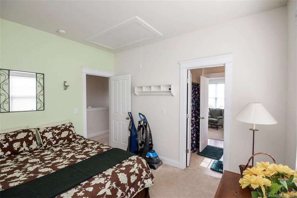 Old Stone Crossing - Residential