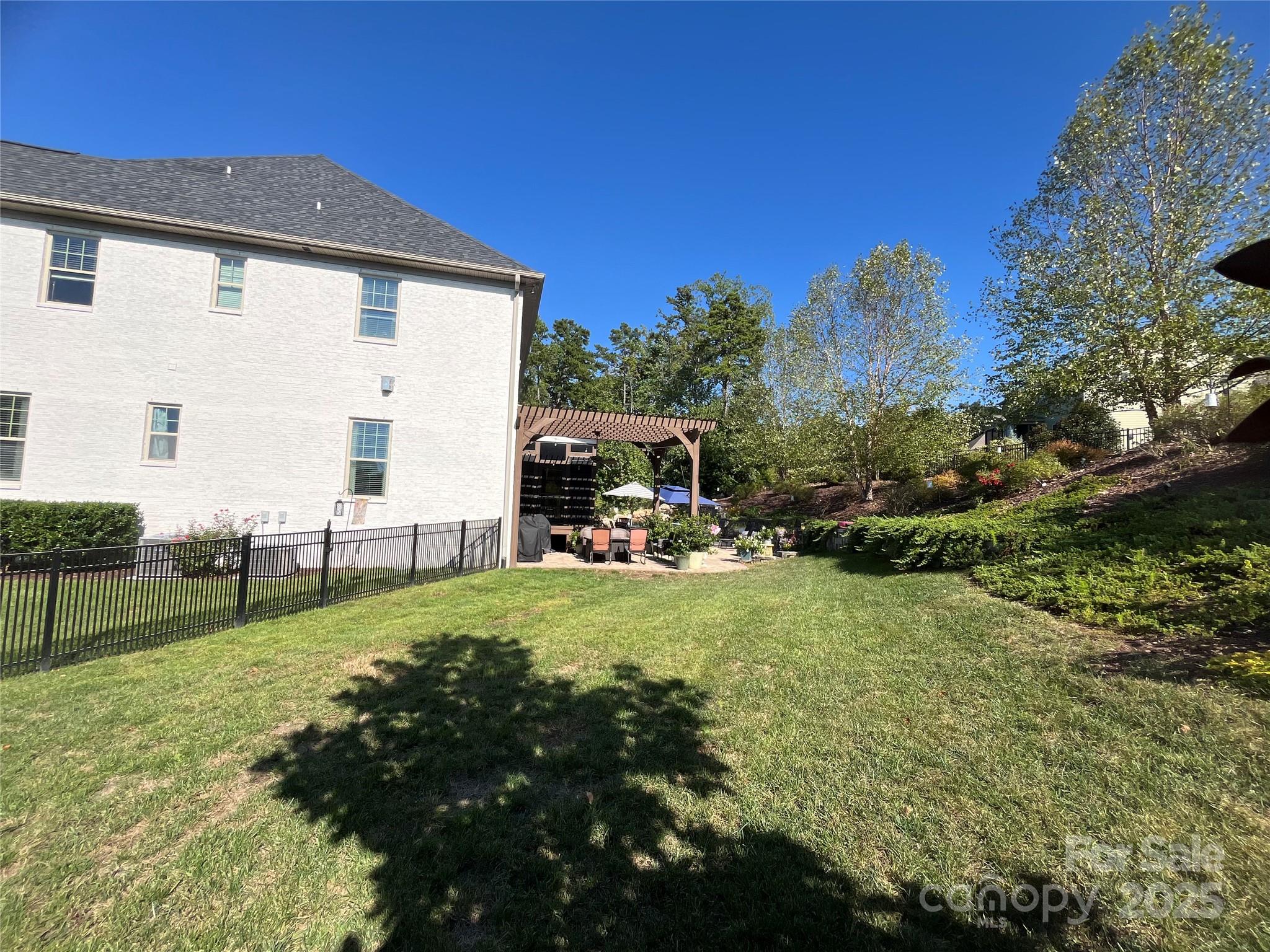 The Manors at Lake Ridge - Residential