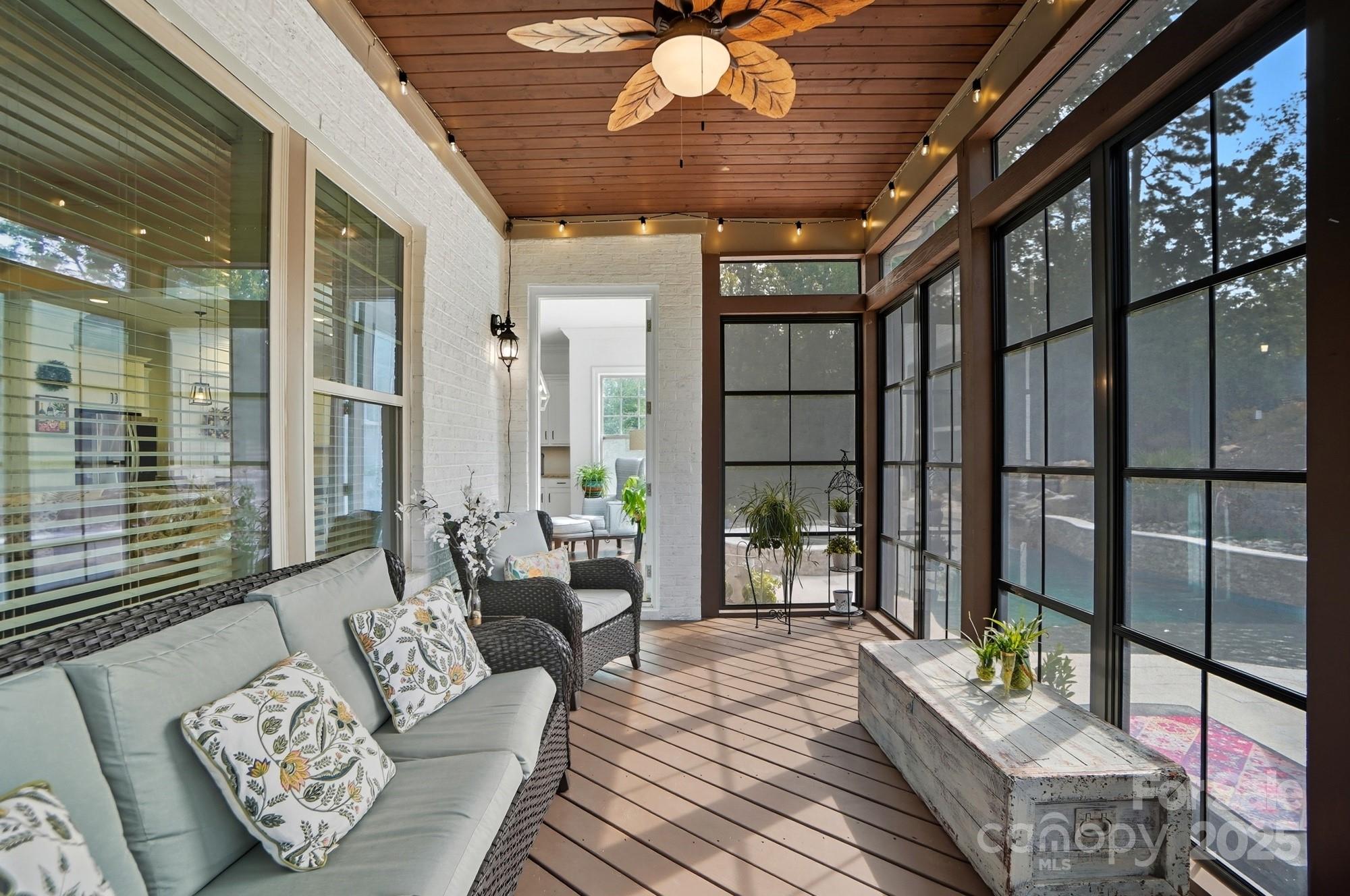 The Manors at Lake Ridge - Residential