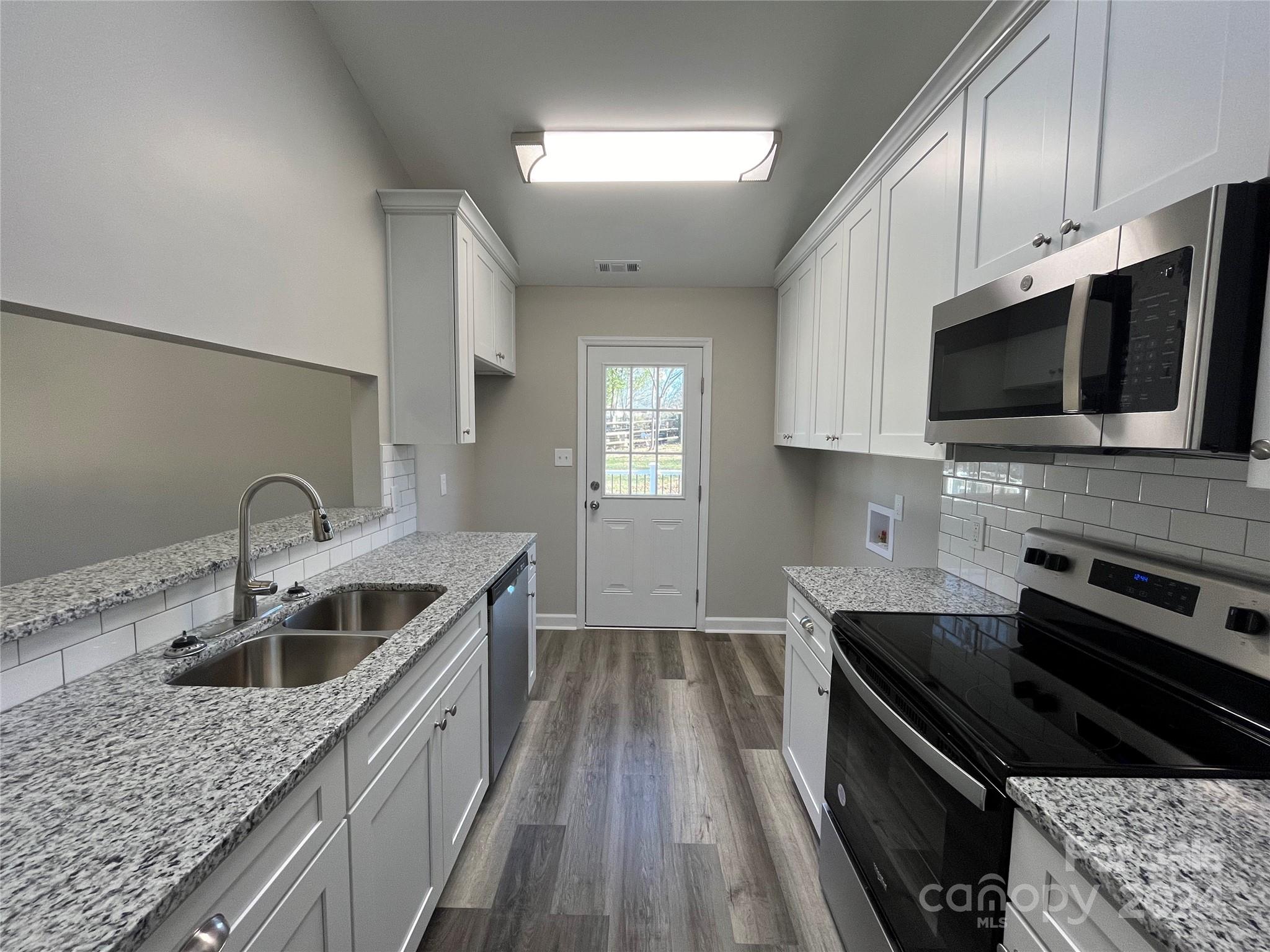 Iveystone - Residential