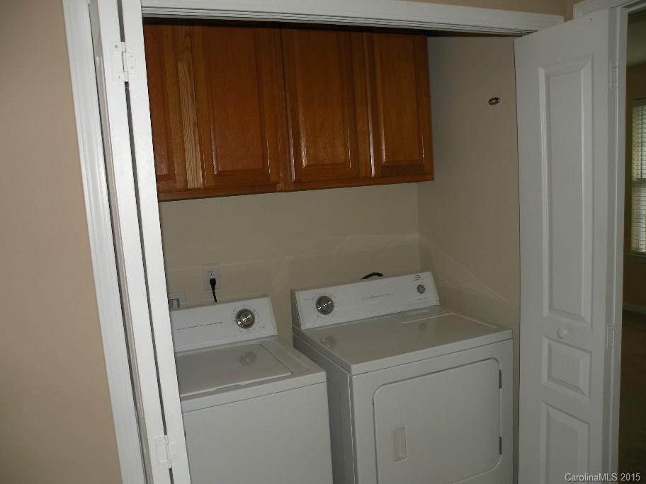 Ridge Pointe - Residential