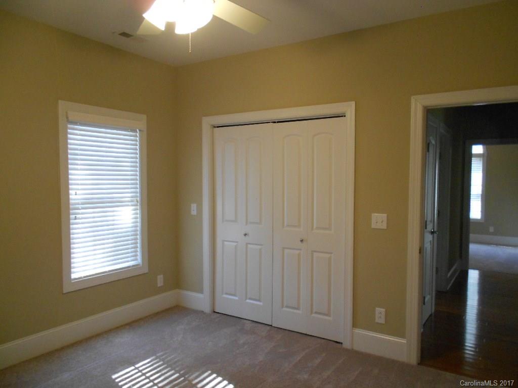 Lantana Village - Residential