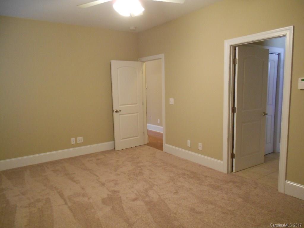 Lantana Village - Residential