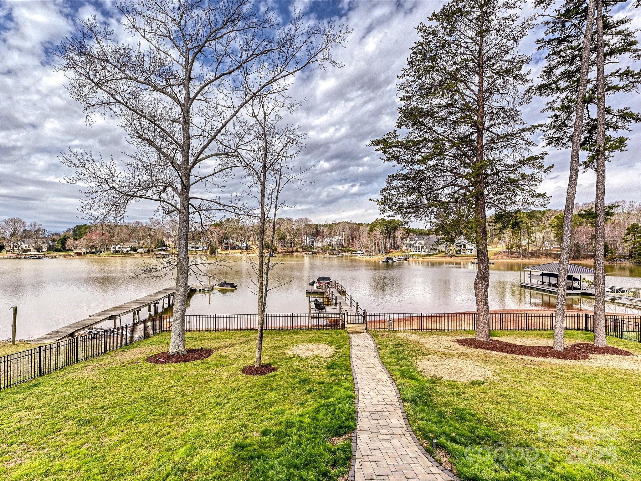 Pirates Cove - Residential