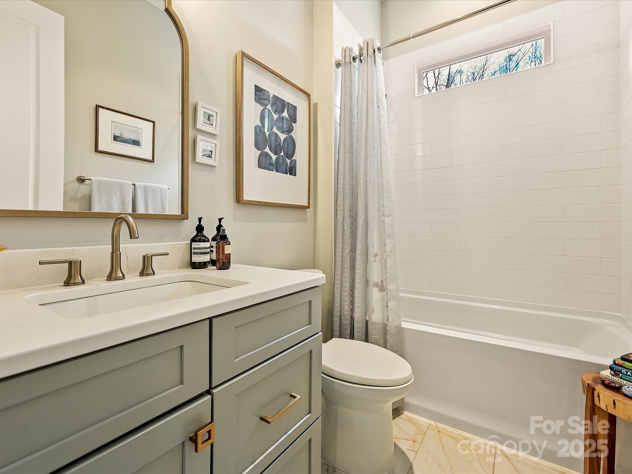 Pirates Cove - Residential