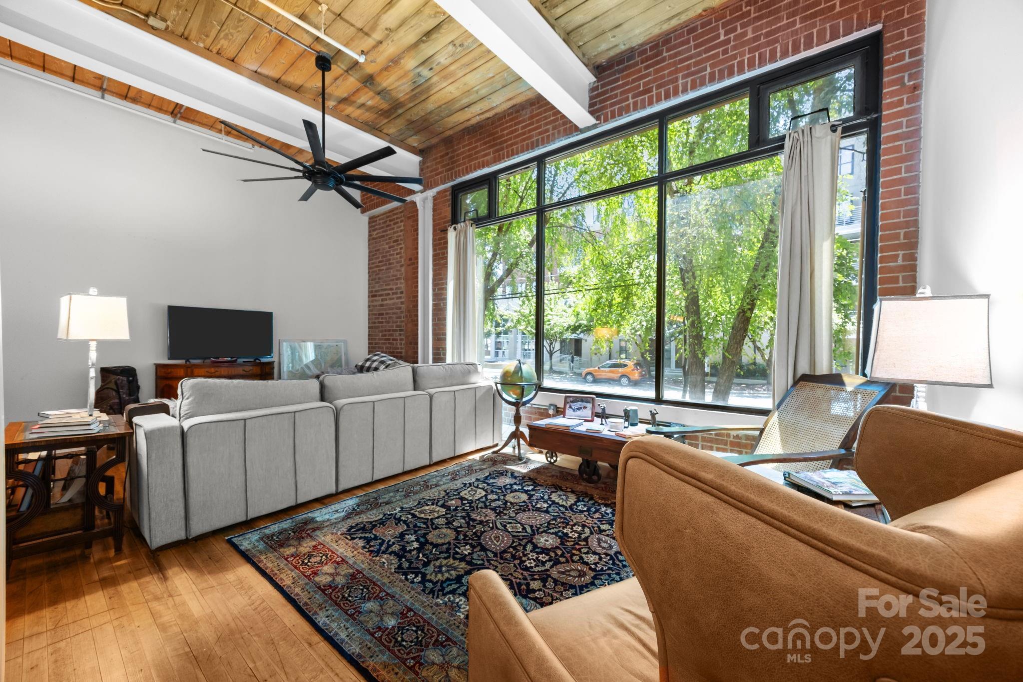 310 Arlington Avenue 207