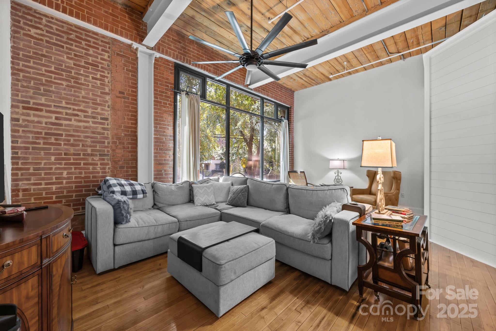 310 Arlington Avenue 207