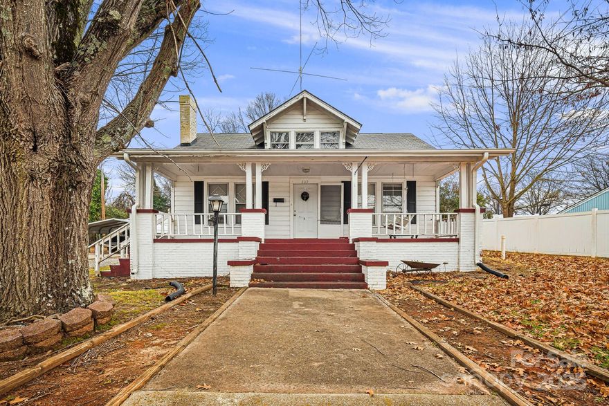 Come see this charming 3 bedroom, 2 bathroom home nestled in the heart of Forest City. The spacious living room provides a warm atmosphere with plenty of natural light, creating a welcoming environment for both relaxation and entertaining. Enjoy the outdoors with a large backyard, perfect for gathering, gardening, or pets. Located in a quiet neighborhood, this home provides easy access to local schools, parks, shopping, and dining, making it an excellent location for everyday convenience. Other highlights include hardwood floors, a covered front porch, and a spacious garage and carport. Don’t miss the opportunity to make this delightful home your own. Schedule a showing today and discover all that 209 Arlington St has to offer!