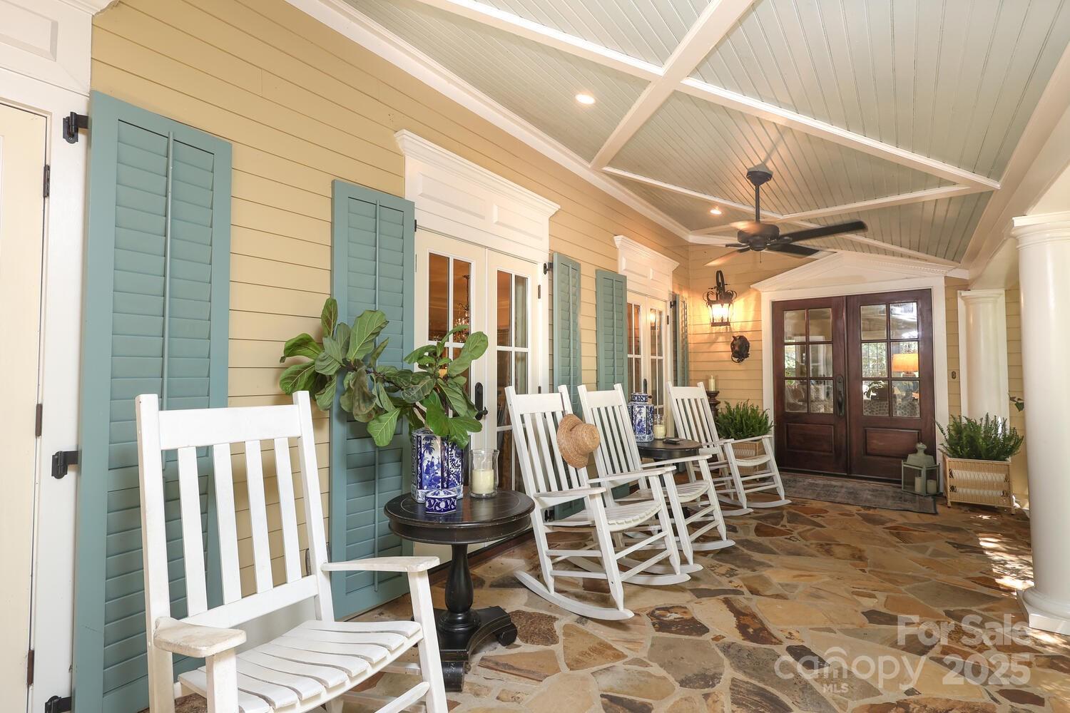 7794 Live Oaks Drive