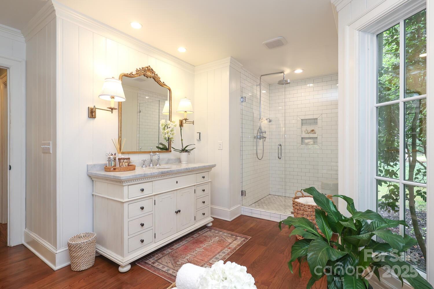 Live Oaks - Residential