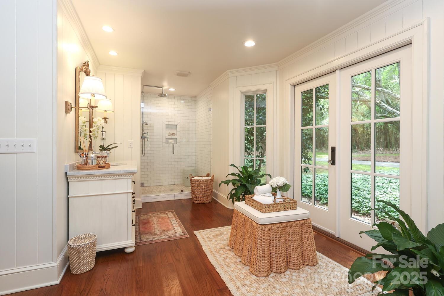 Live Oaks - Residential