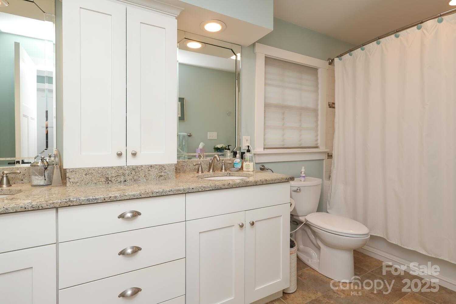 Live Oaks - Residential