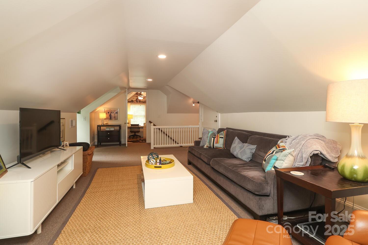 Live Oaks - Residential