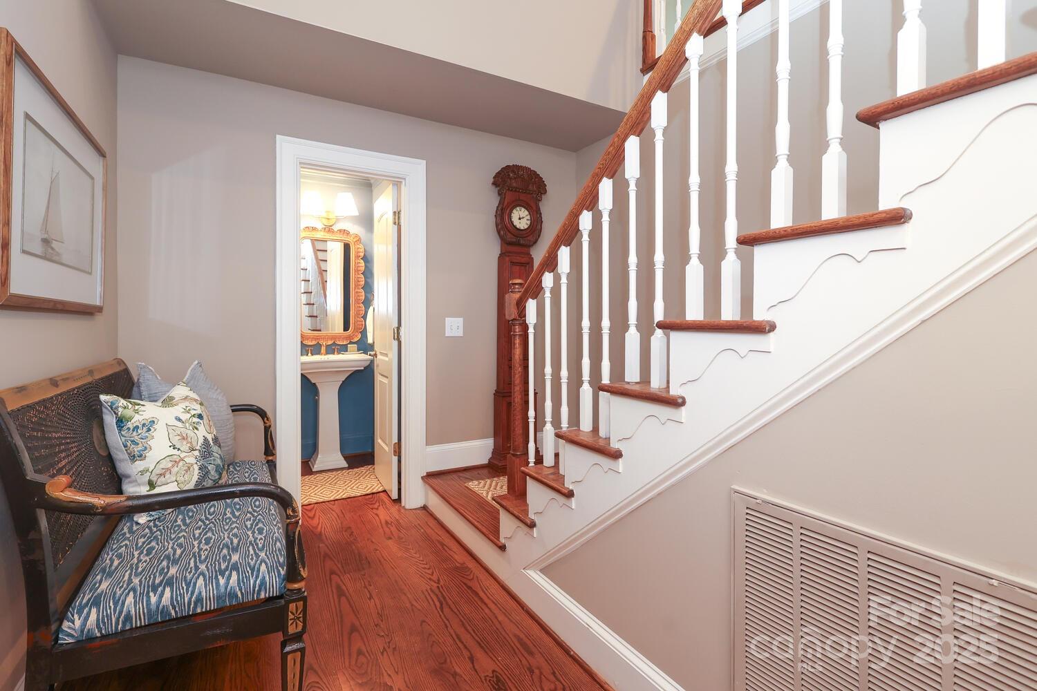 Live Oaks - Residential