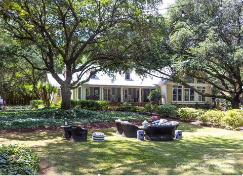 7794 Live Oaks Drive Denver NC 28037