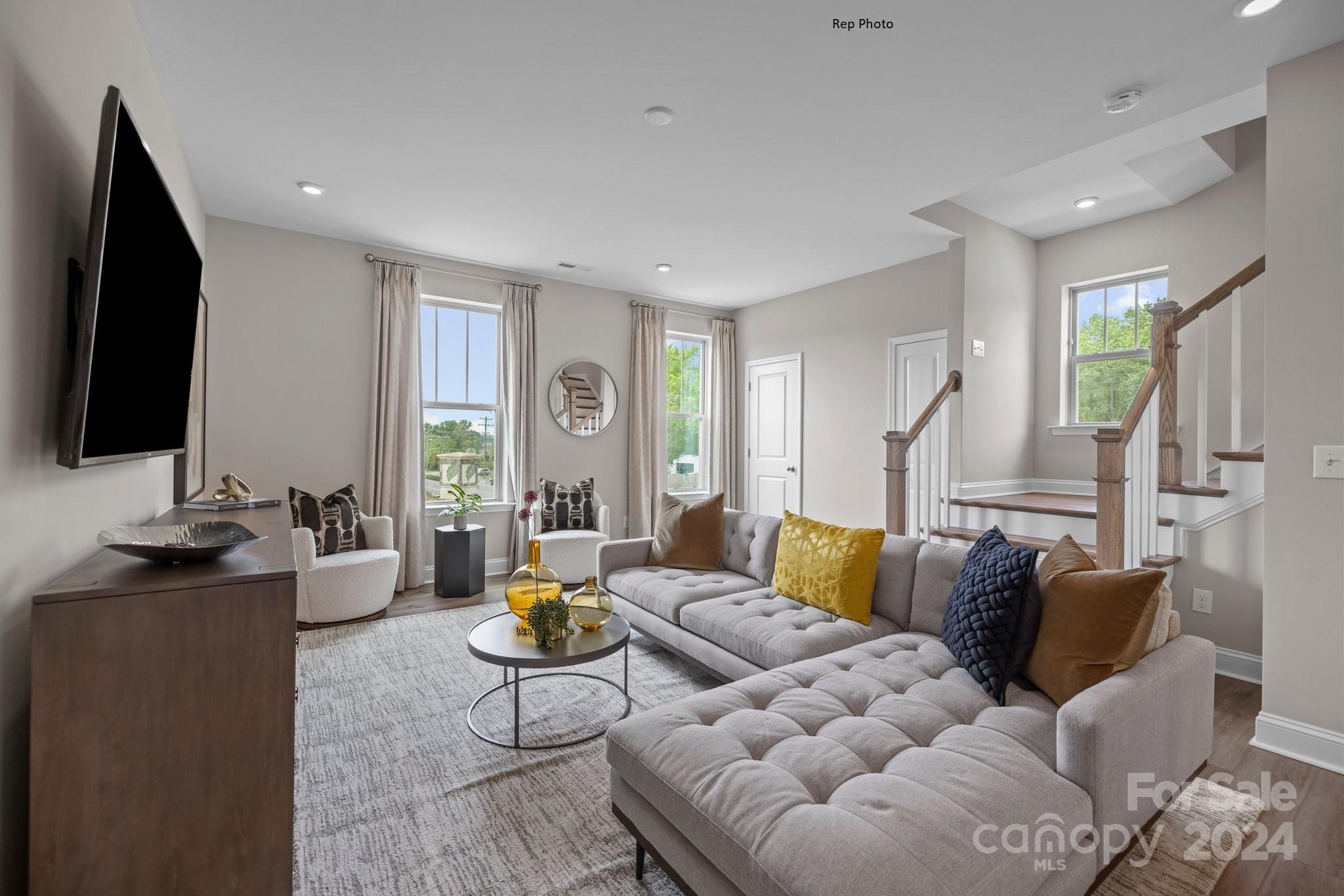 The Townes of Cotswold - Residential