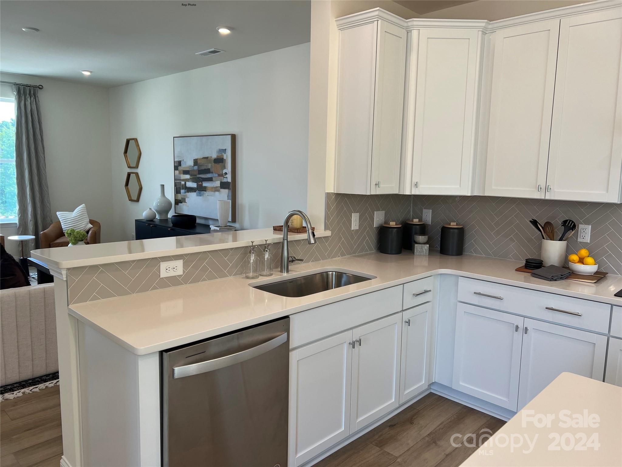 The Townes of Cotswold - Residential