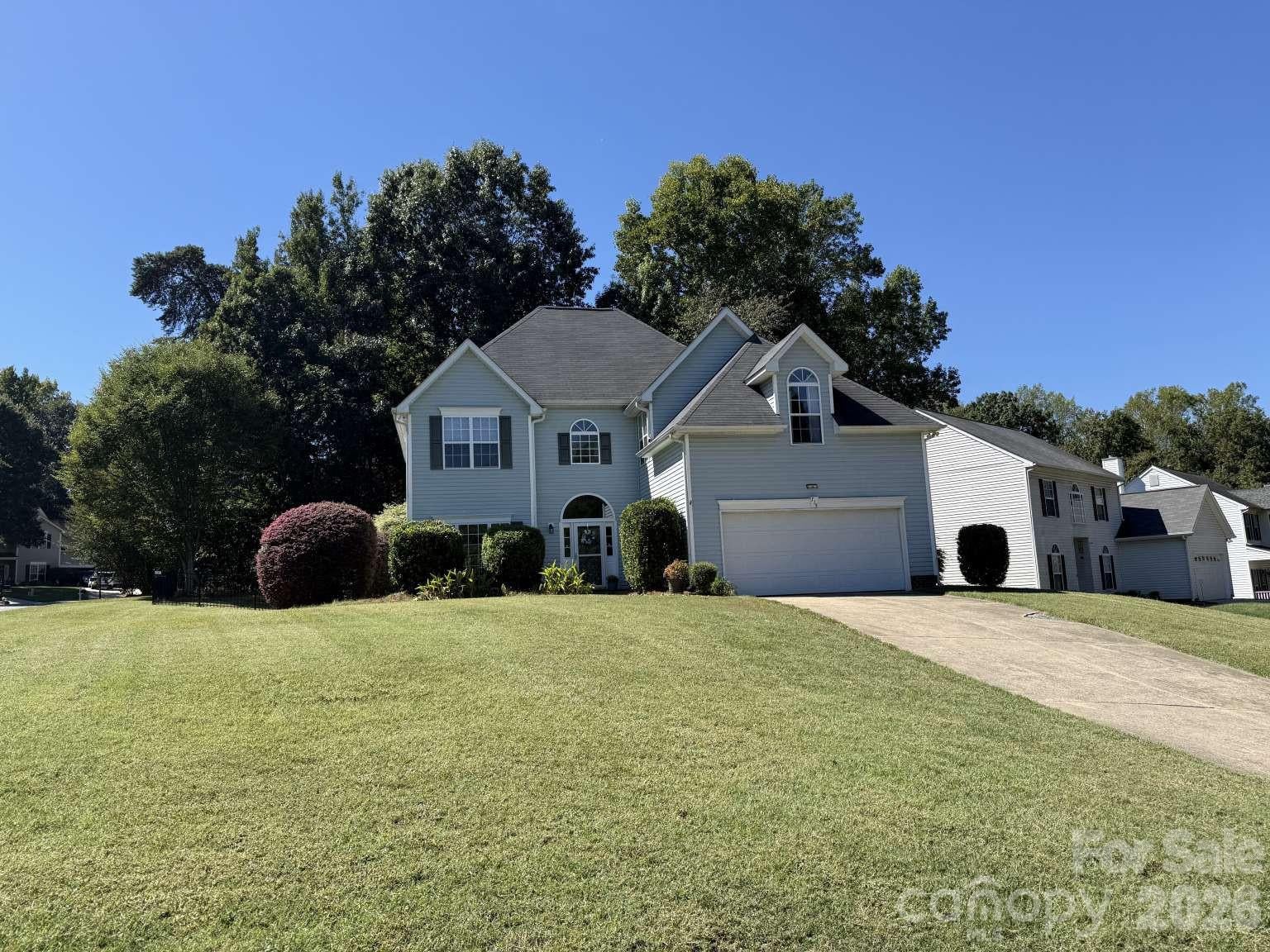 715 W Cheval Drive