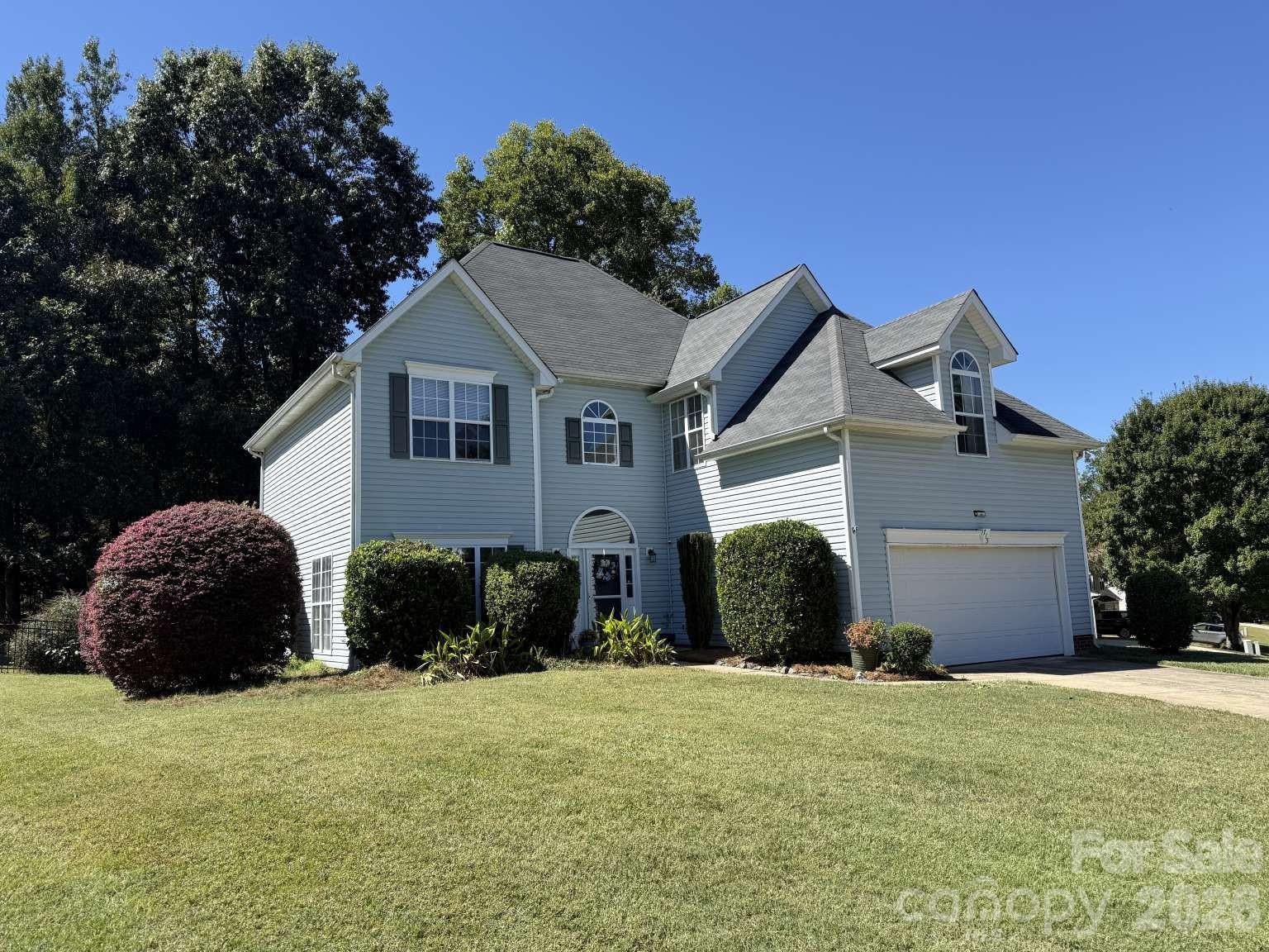 715 W Cheval Drive