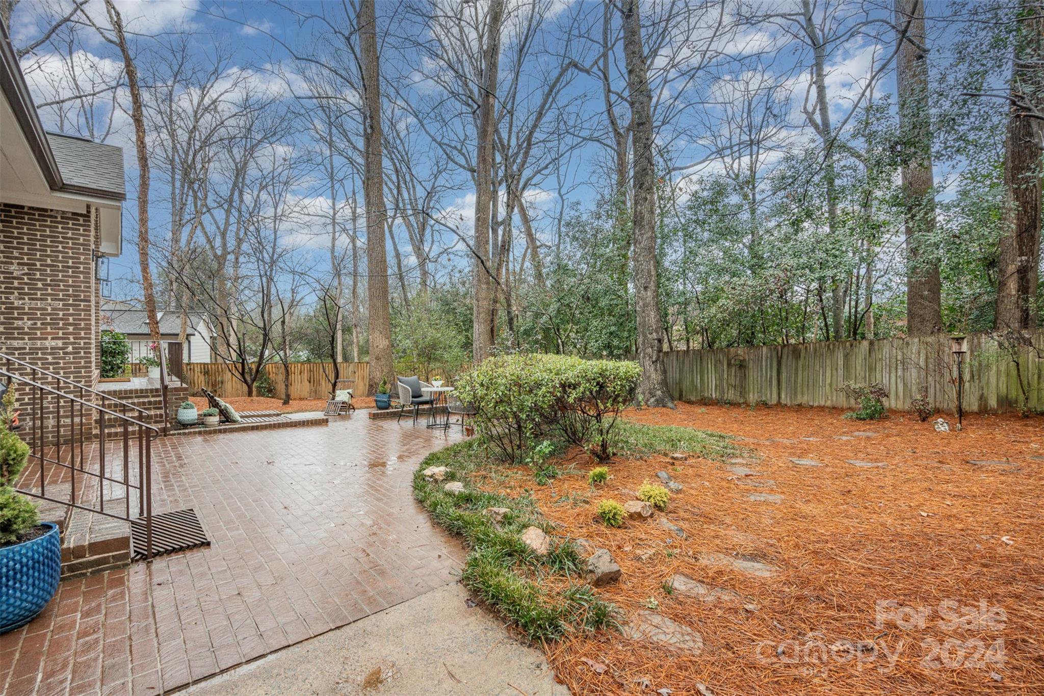 Bentley Oaks - Residential