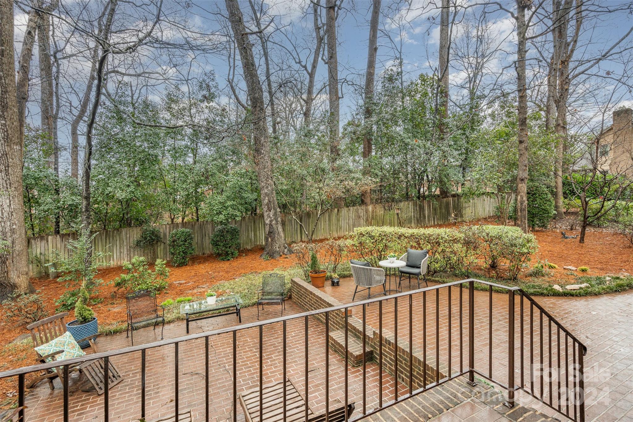 Bentley Oaks - Residential