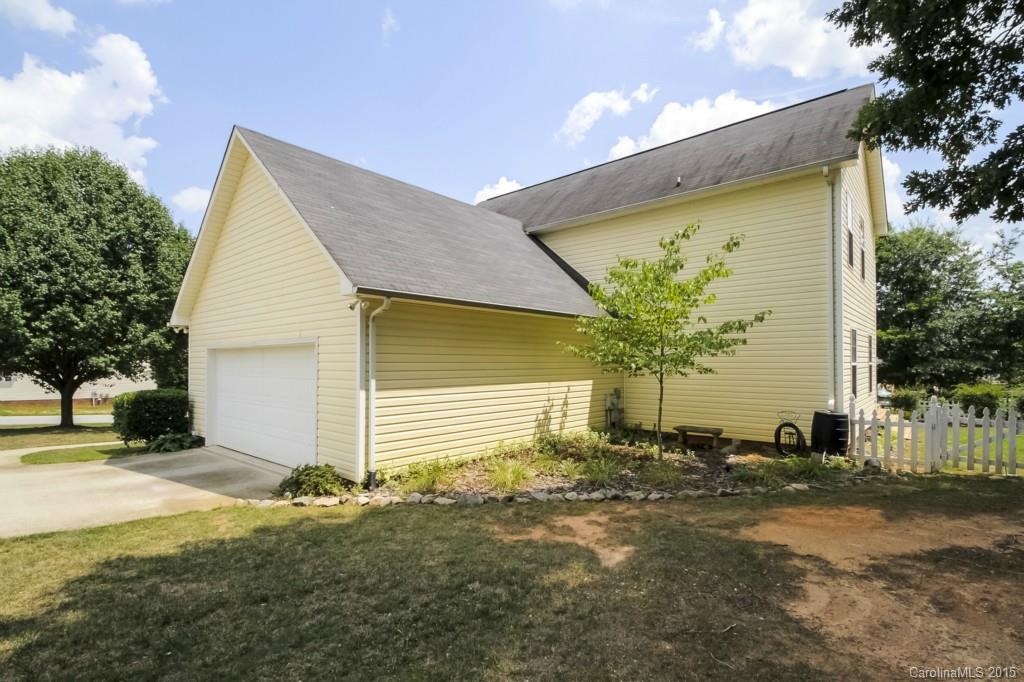 Creekside Village - Residential