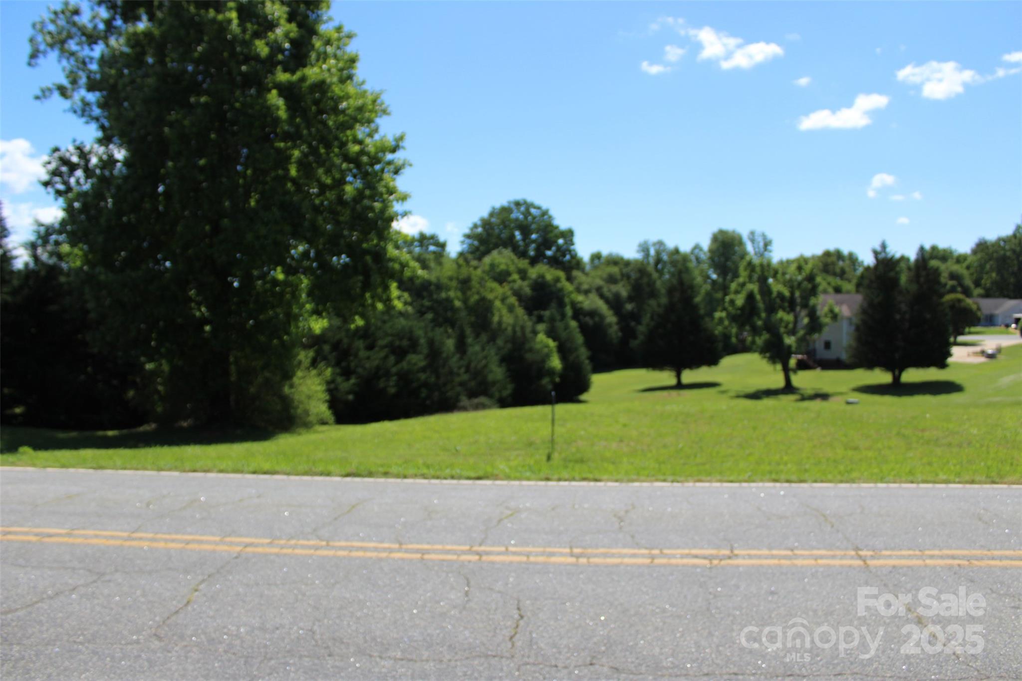 <1AC Thompson Road