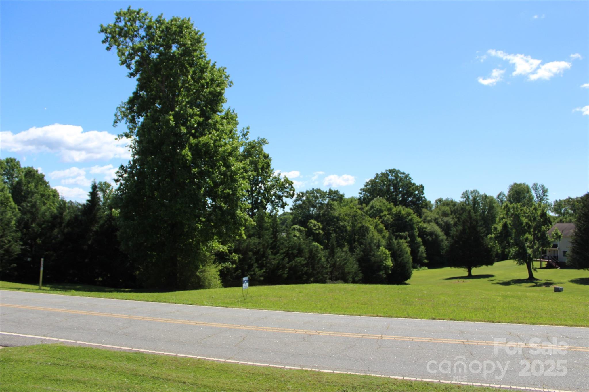 <1AC Thompson Road