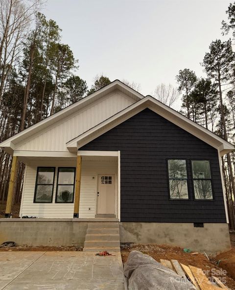 214 Knollwood Circle Albemarle NC 28001