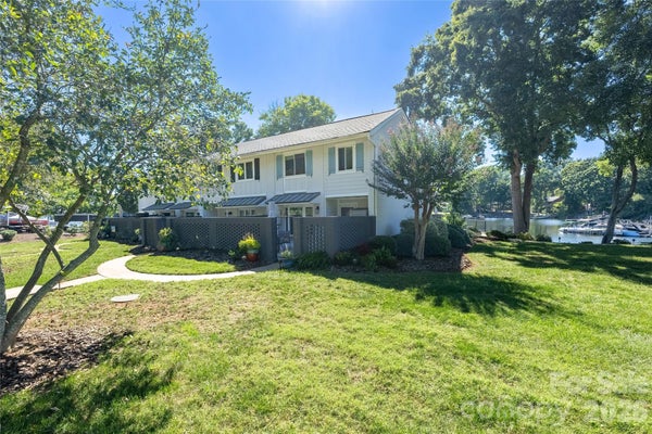 8056 WESTCAPE DR, DENVER, NC 28037 - Image bbae672ce70ba1c0fe6018a5046fef8f/3805244497
