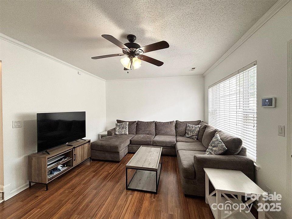 3602 Melrose Cottage Drive